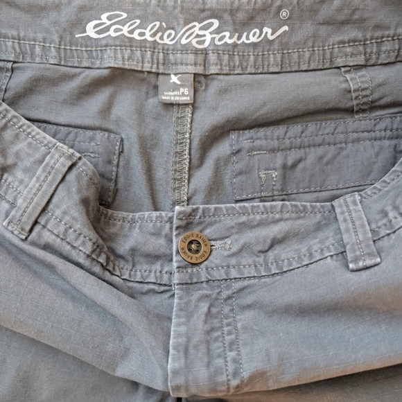 Eddie Bauer Women's Cotton Gray Casual Cargo Pants Size 6P - Picture 3 of 8